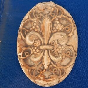 Fleur De Lis plaque  for Home, Garden or Patio Wall